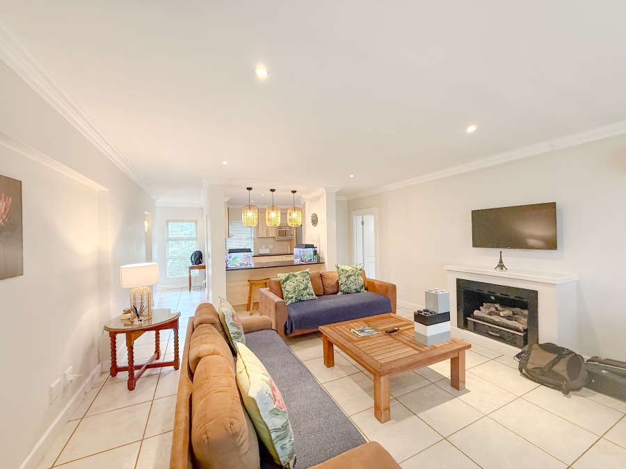 To Let 3 Bedroom Property for Rent in Keurbooms River Western Cape